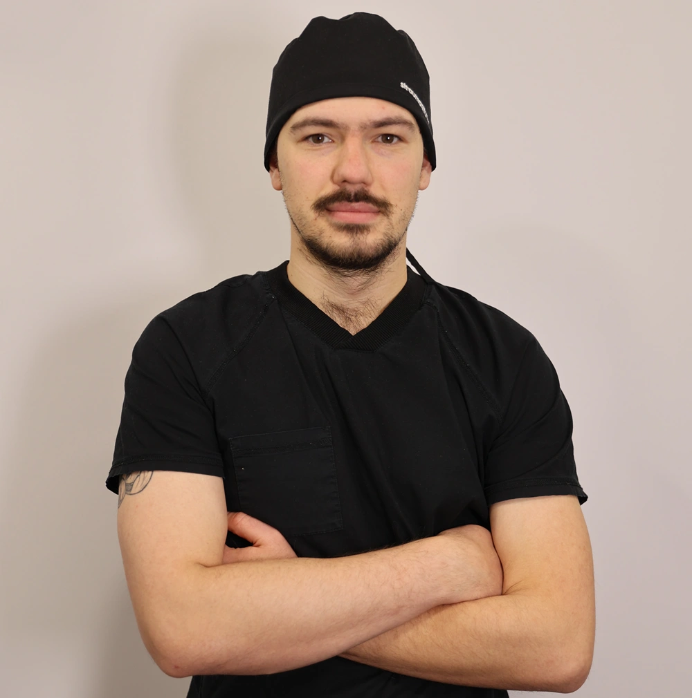 Імплантація зубів Київ